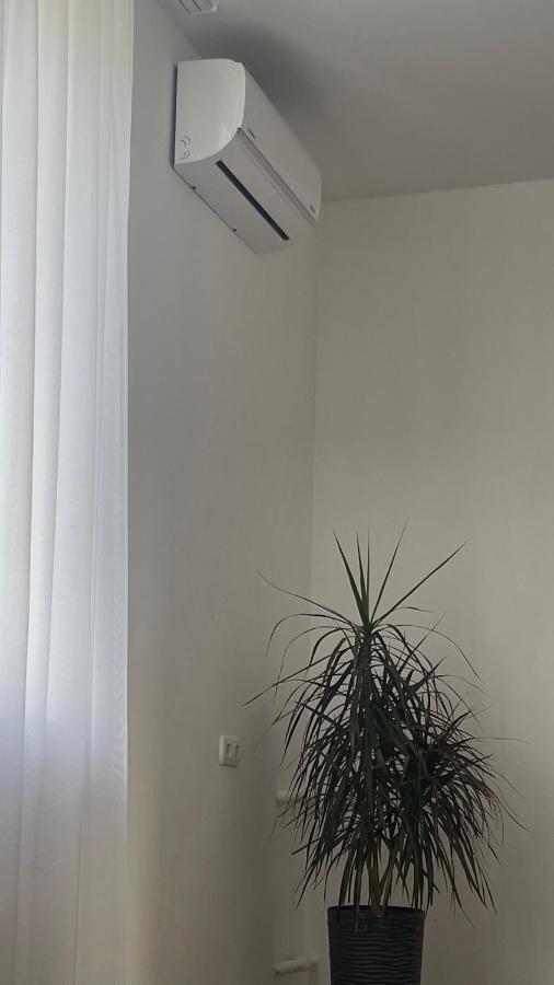 Sobornosti Apartment Poltava City Екстер'єр фото